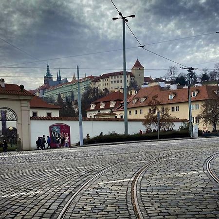 Utulny Byt Pod Prazskym Hradem Apartamento Praga Exterior foto