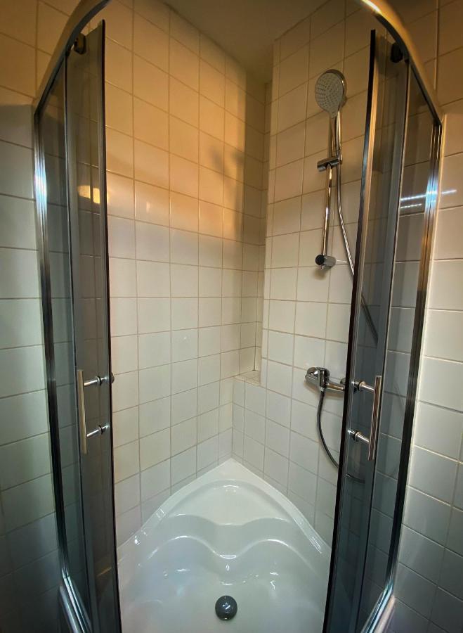 Utulny Byt Pod Prazskym Hradem Apartamento Praga Exterior foto
